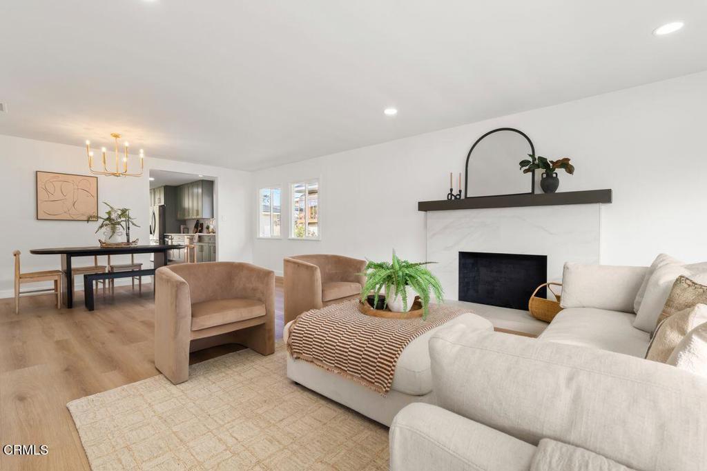 MLS #V1-33470 image #2