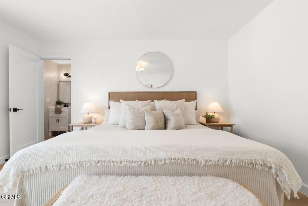 MLS #V1-33470 image #23