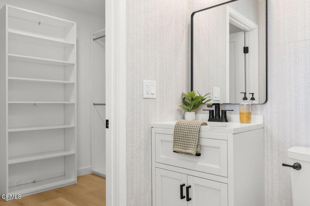 MLS #V1-33470 image #25