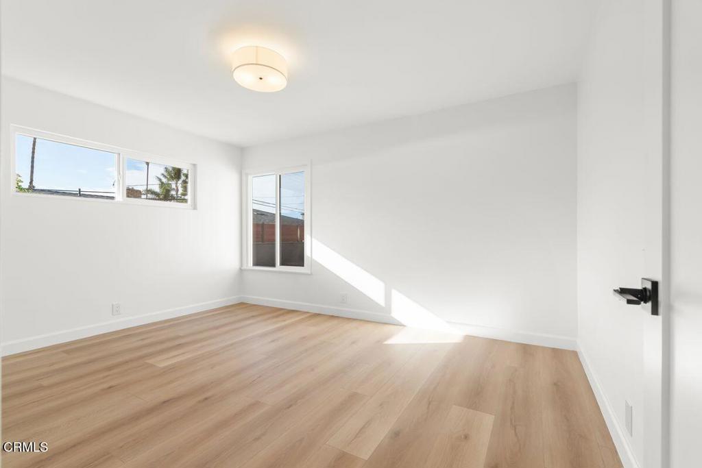 MLS #V1-33470 image #28