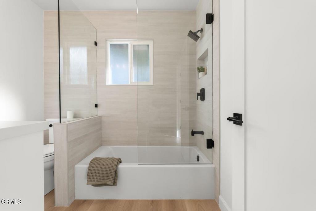 MLS #V1-33470 image #29