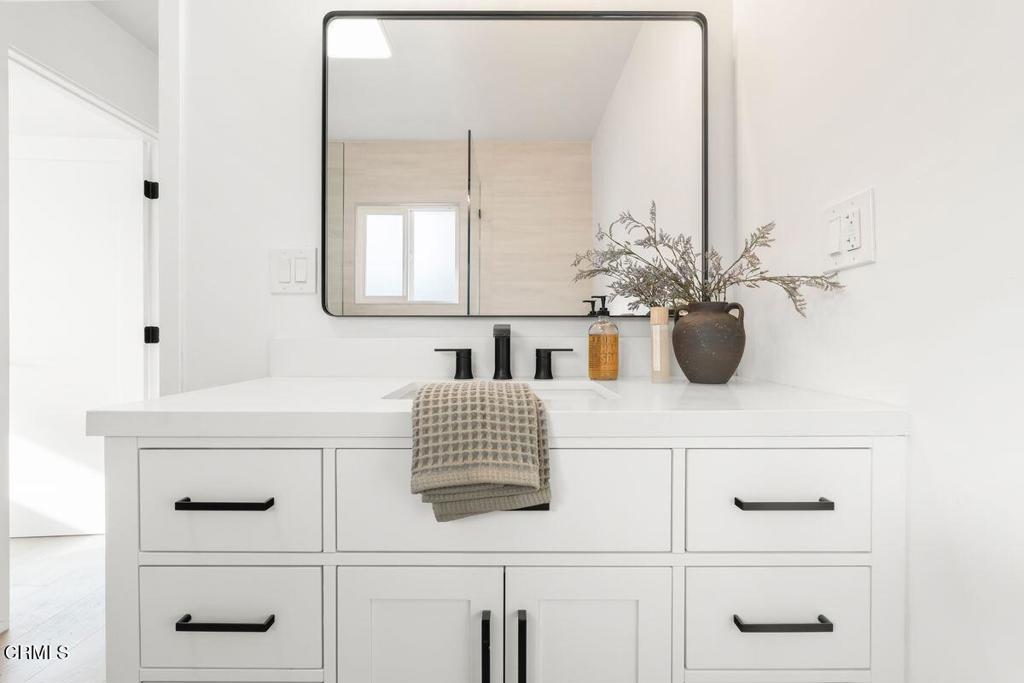 MLS #V1-33470 image #30