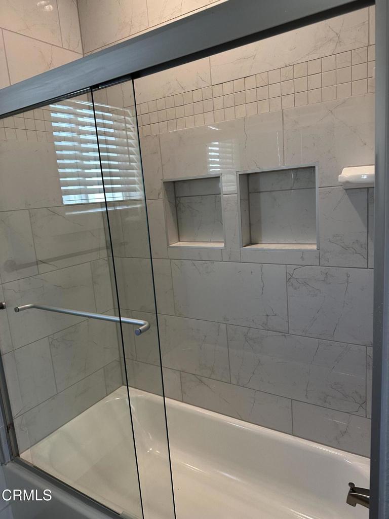 MLS #V1-33474 image #21