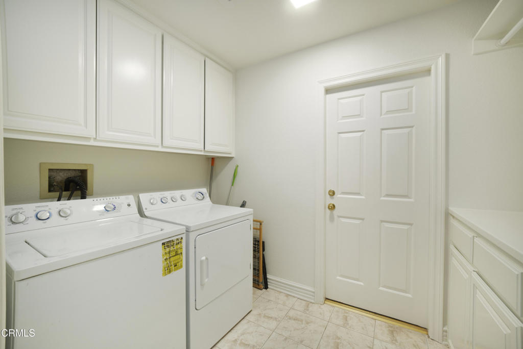 MLS #V1-33477 image #15