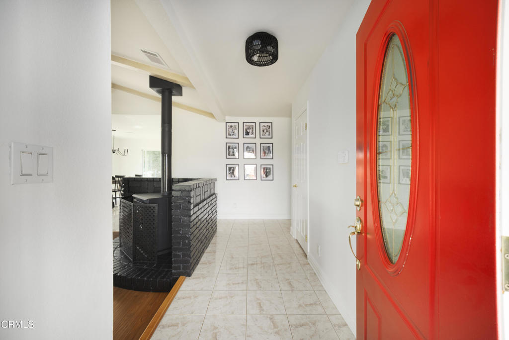 MLS #V1-33477 image #4