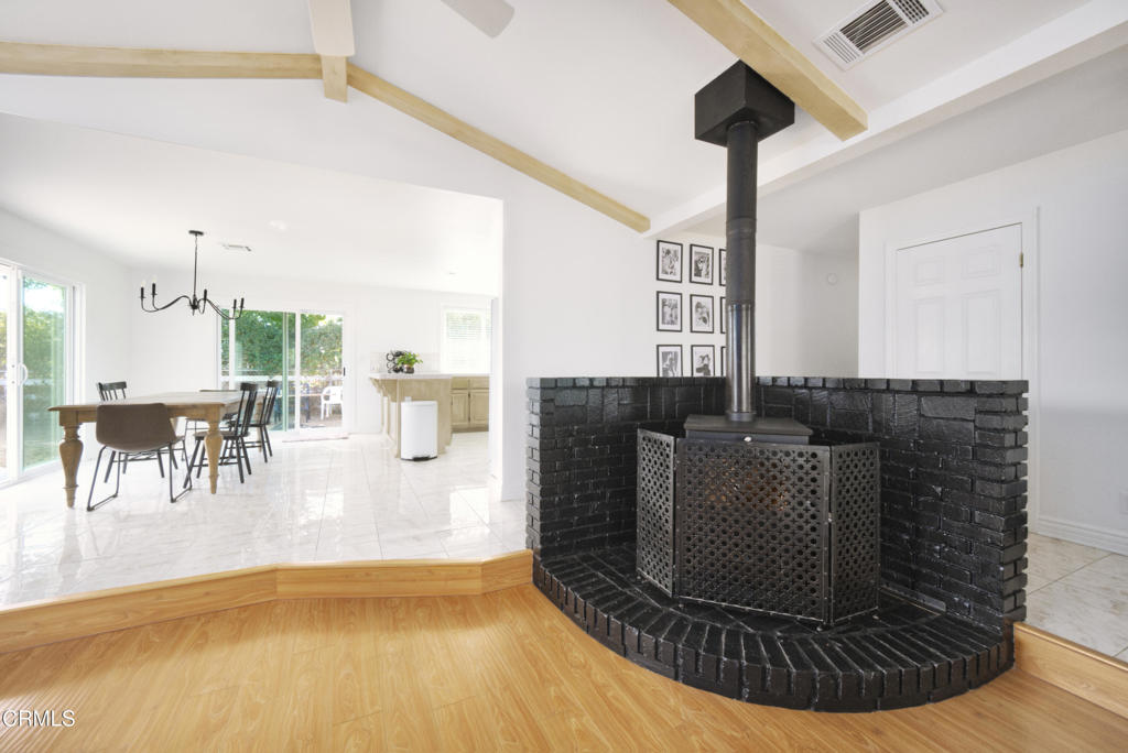 MLS #V1-33477 image #5