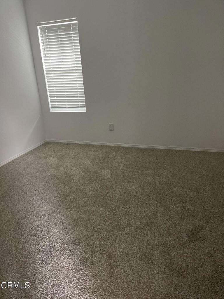 MLS #V1-33480 image #4