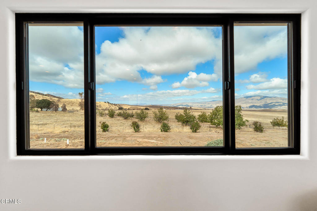 MLS #V1-33482 image #29