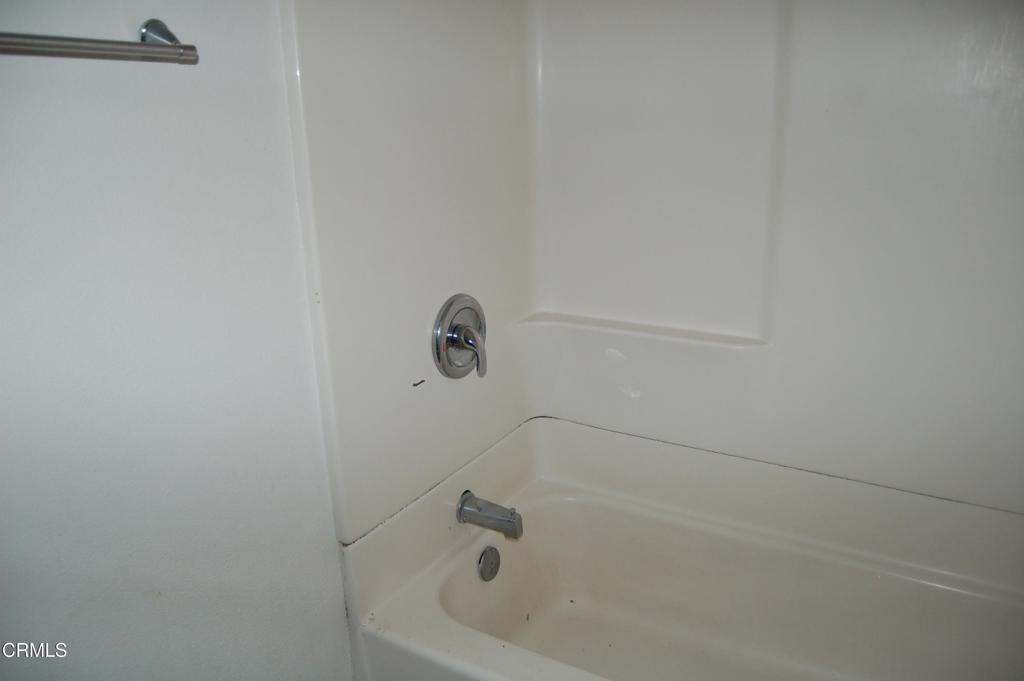 MLS #V1-33486 image #12