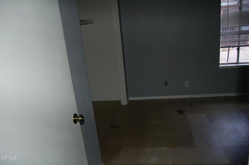 MLS #V1-33486 image #8