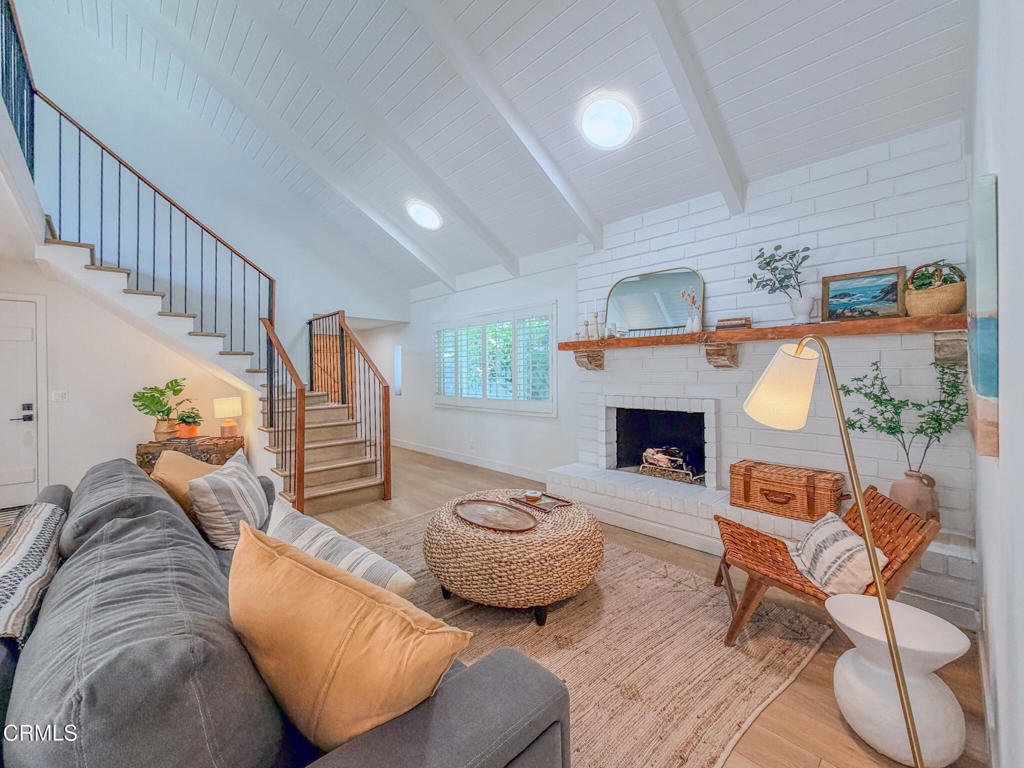 MLS #V1-33488 image #11