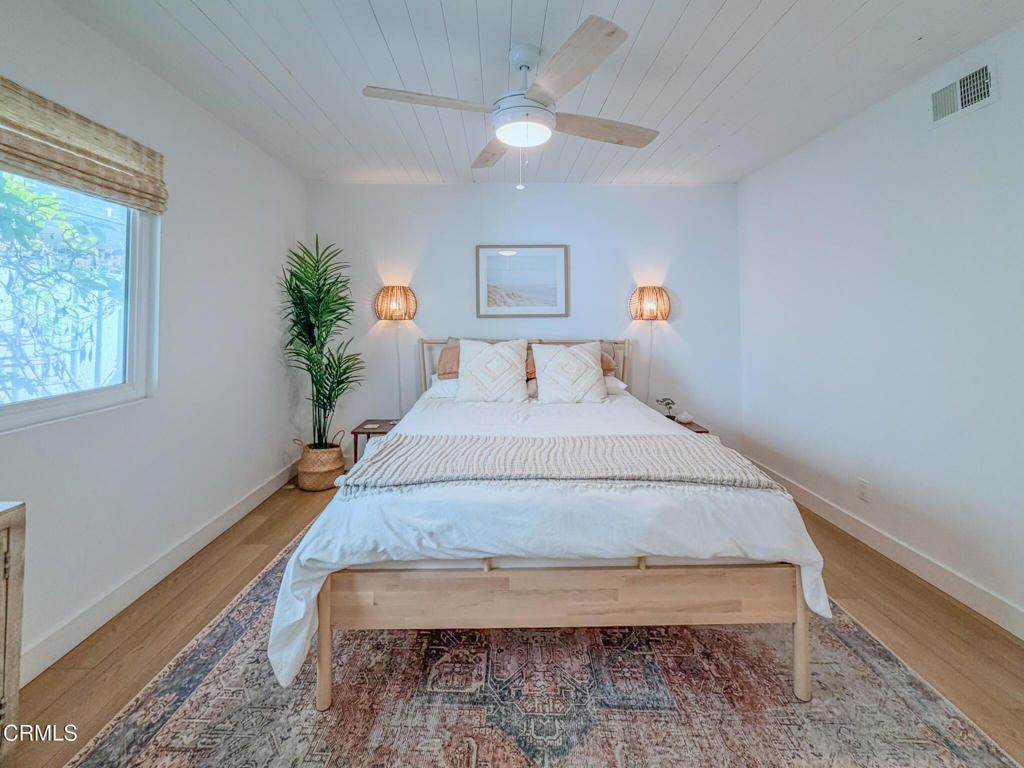 MLS #V1-33488 image #15