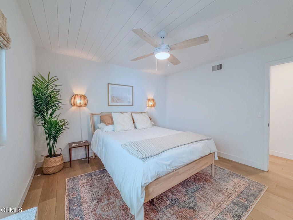 MLS #V1-33488 image #17