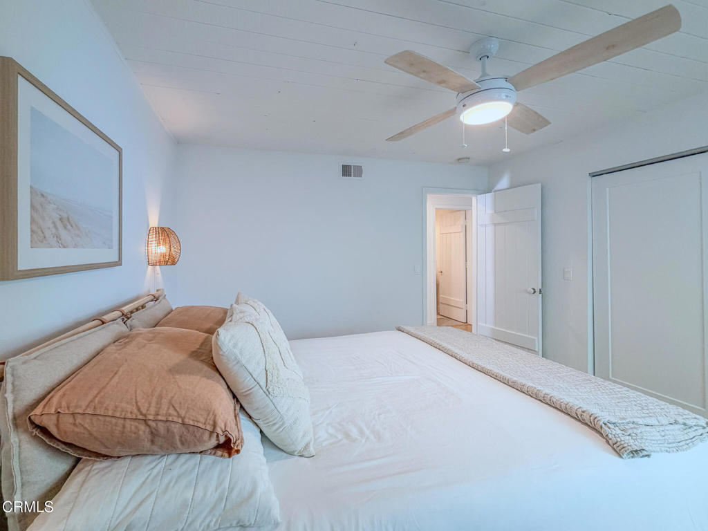 MLS #V1-33488 image #18