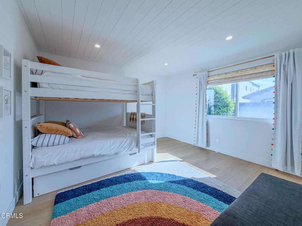 MLS #V1-33488 image #19