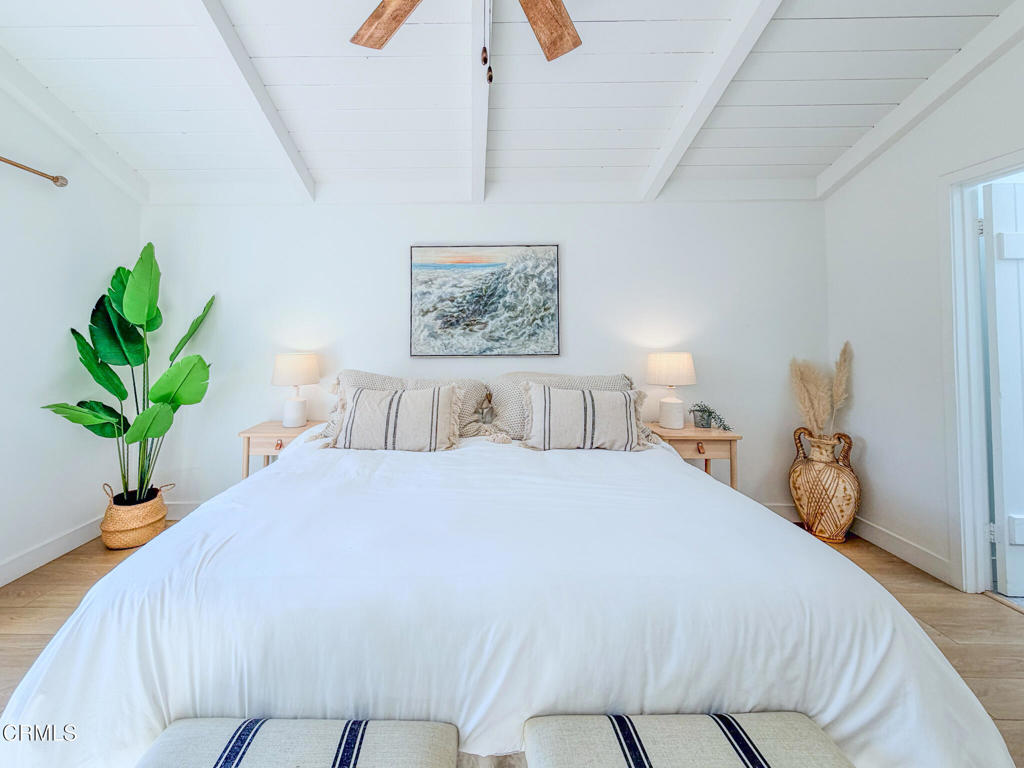 MLS #V1-33488 image #23