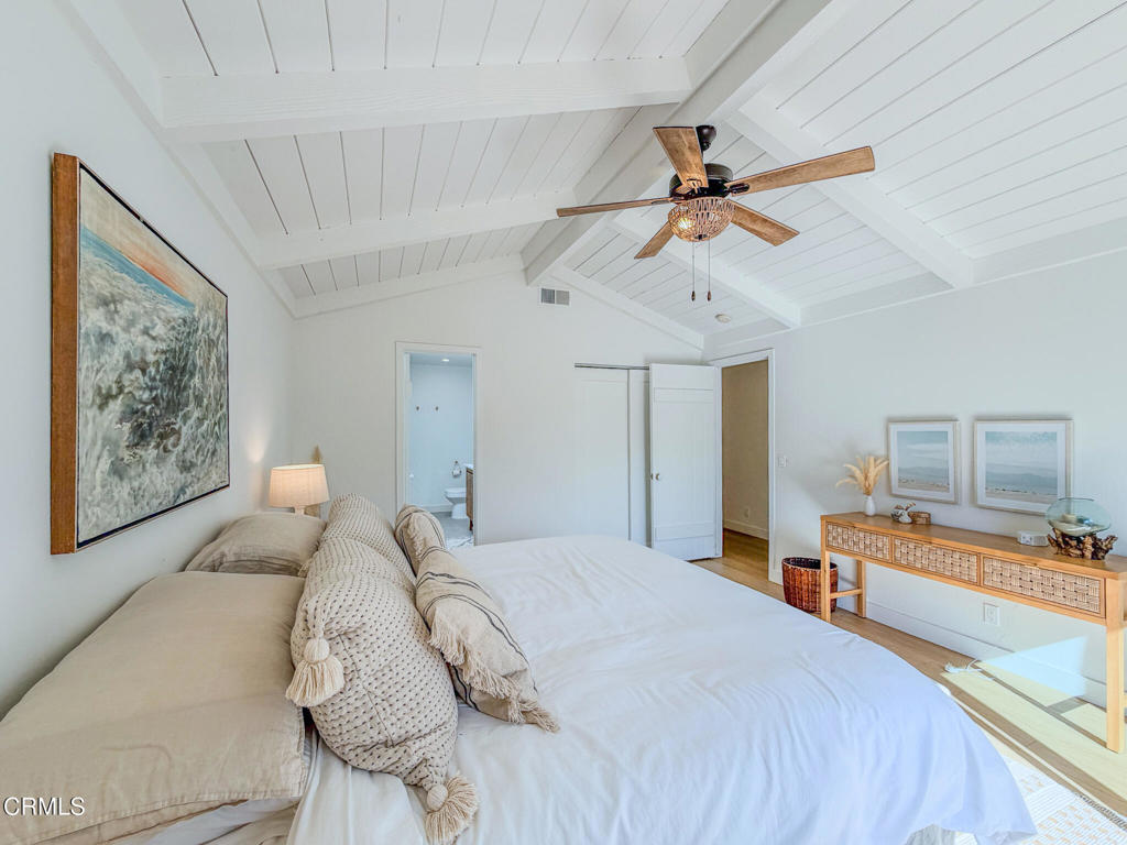 MLS #V1-33488 image #25