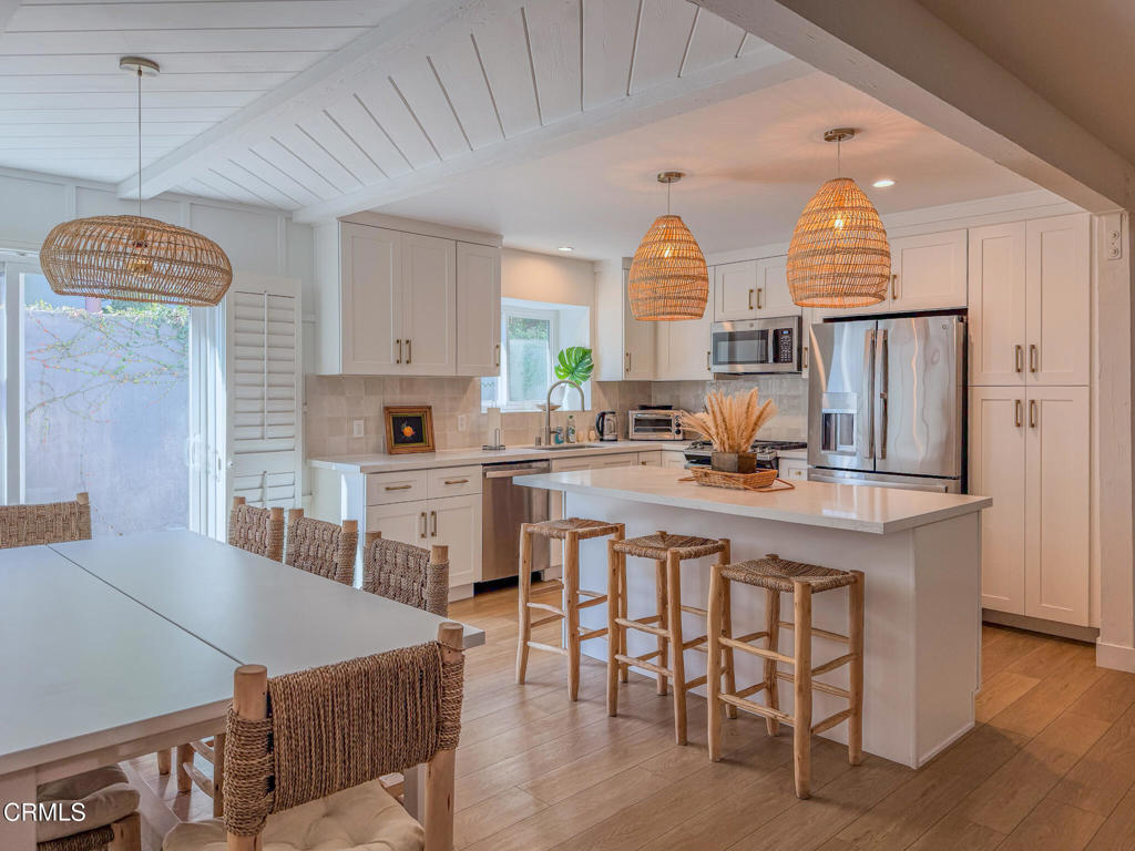 MLS #V1-33488 image #3