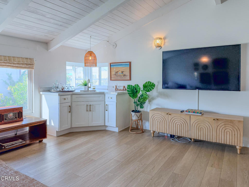 MLS #V1-33488 image #36