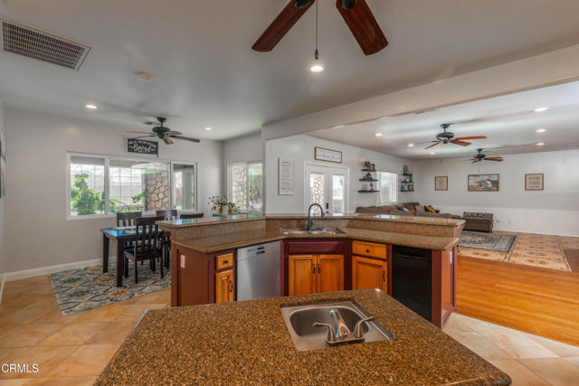 MLS #V1-33490 image #11