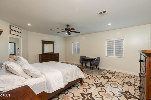 MLS #V1-33490 image #20