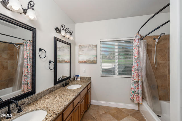 MLS #V1-33490 image #26