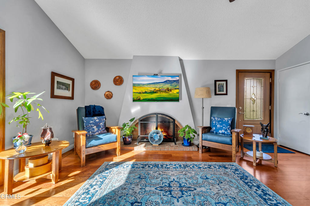 MLS #V1-33491 image #0