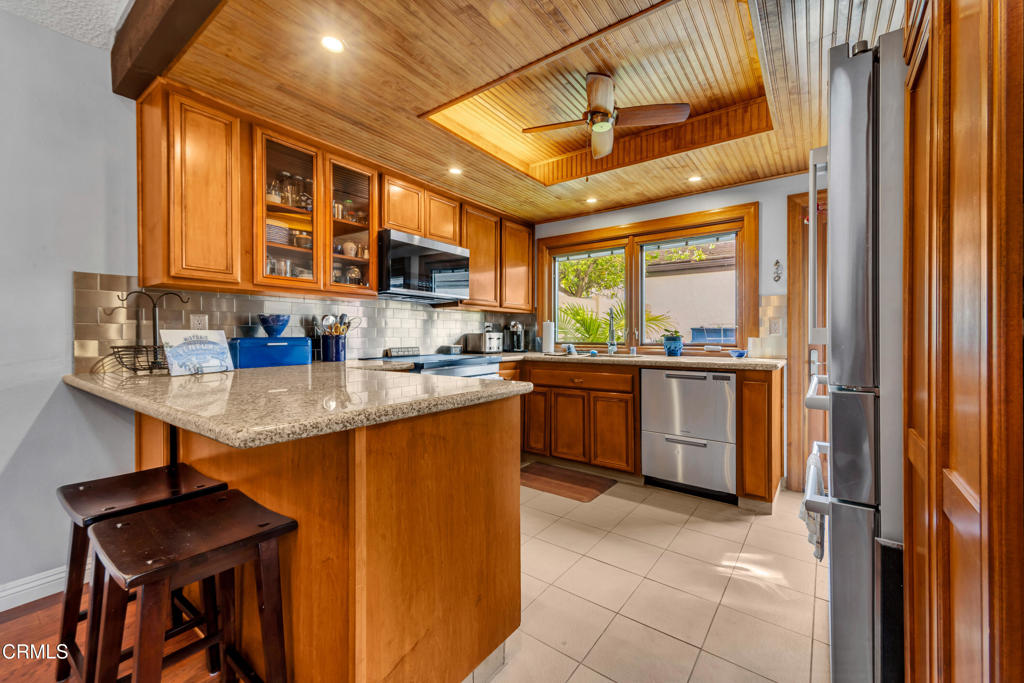 MLS #V1-33491 image #5