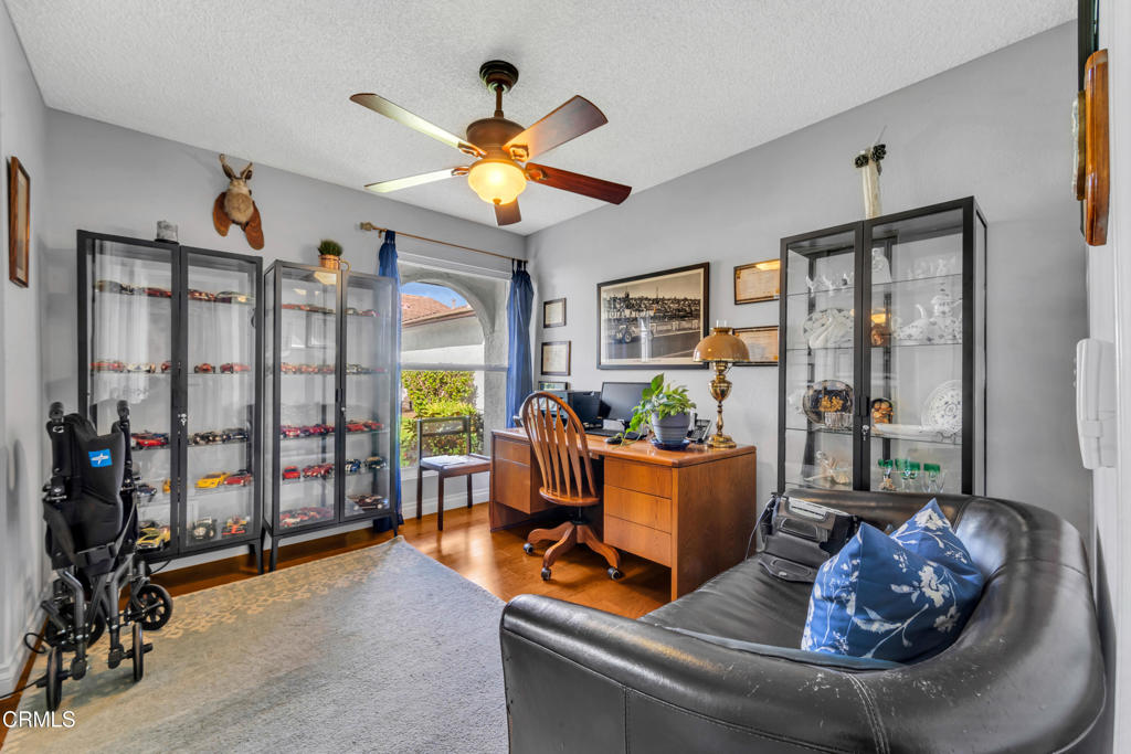 MLS #V1-33491 image #8