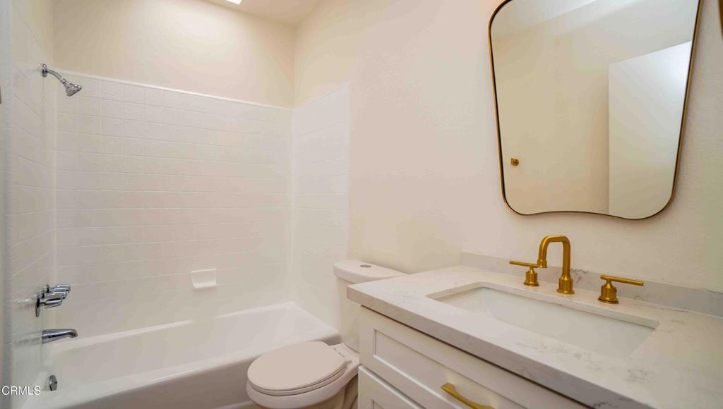 MLS #V1-33496 image #22