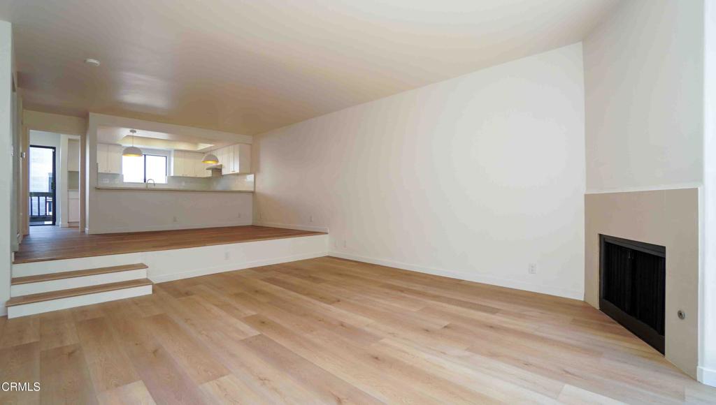 MLS #V1-33496 image #5