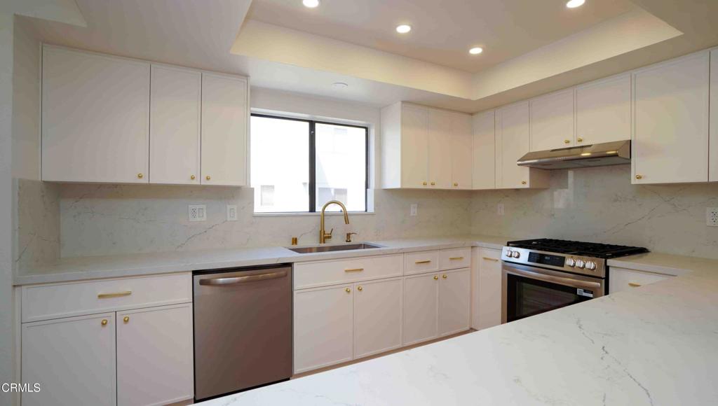 MLS #V1-33496 image #8