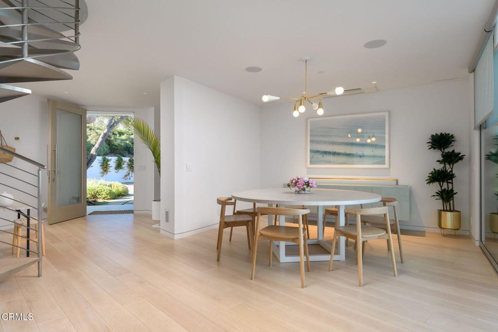 MLS #V1-33497 image #16