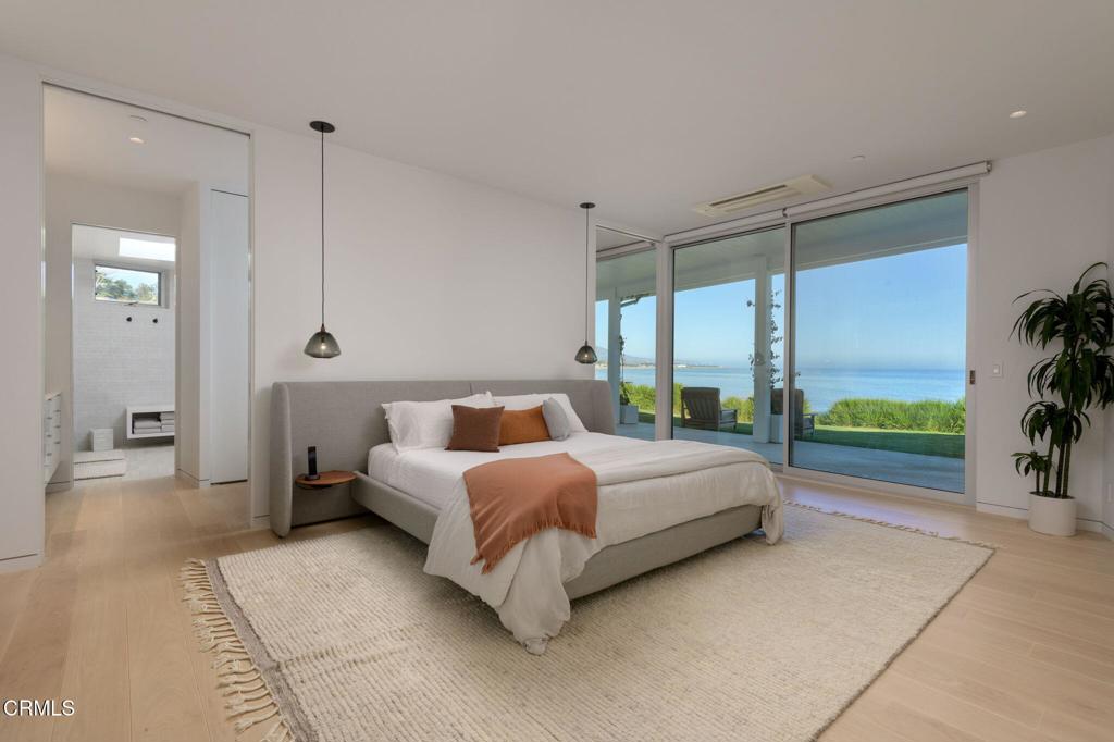 MLS #V1-33497 image #18