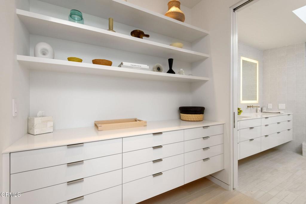 MLS #V1-33497 image #21