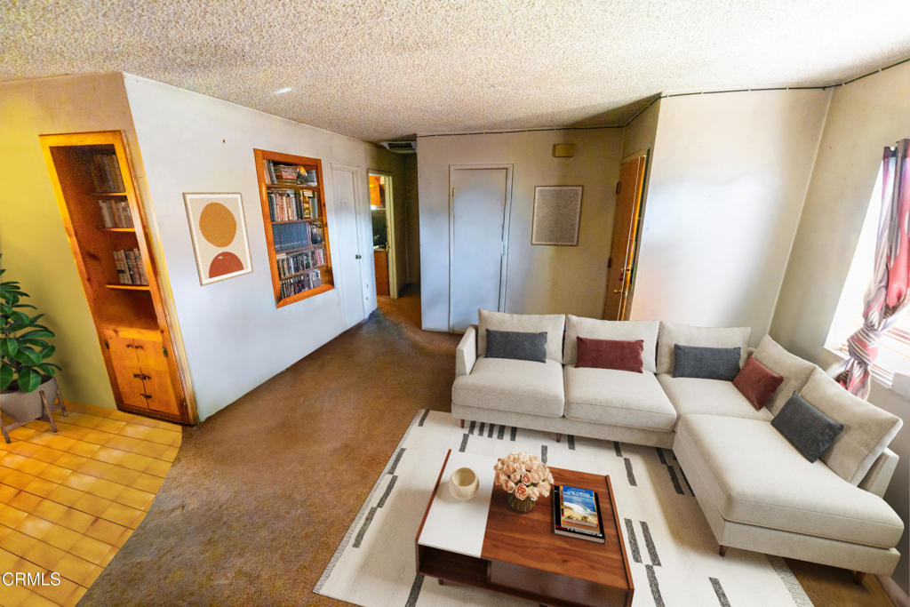 MLS #V1-33499 image #5