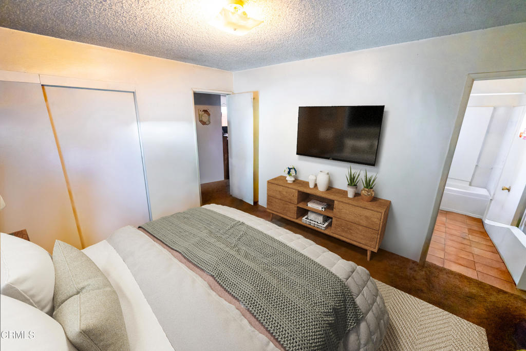 MLS #V1-33499 image #9