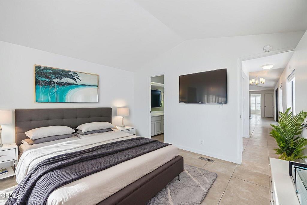 MLS #V1-33500 image #21