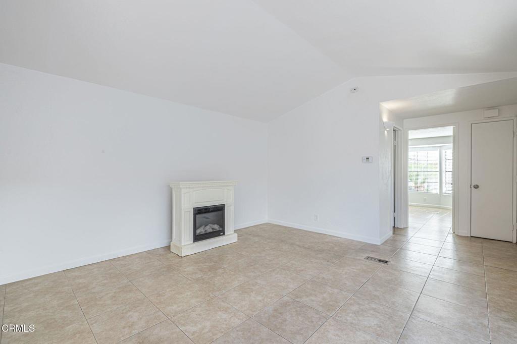 MLS #V1-33500 image #6