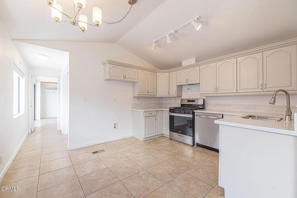 MLS #V1-33500 image #8