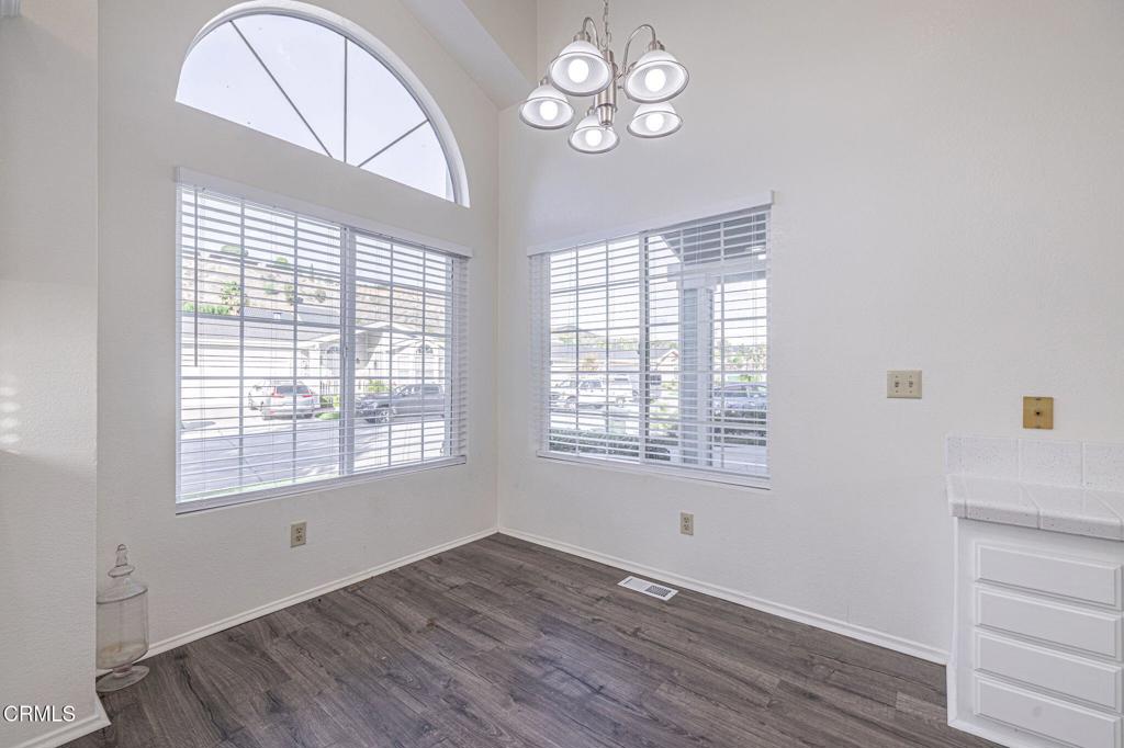 MLS #V1-33504 image #16