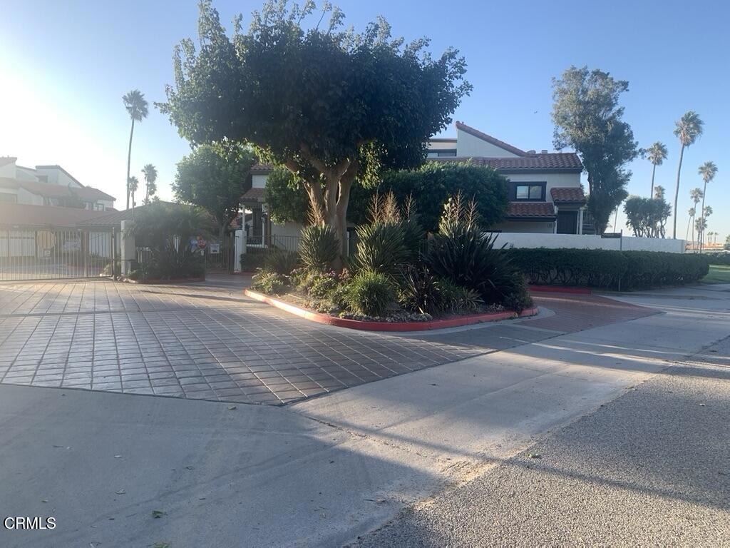 MLS #V1-33508 image #10