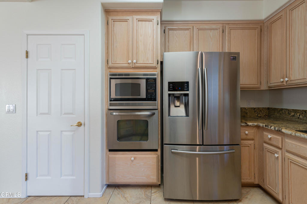 MLS #V1-33512 image #11