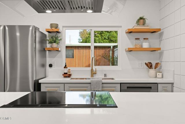 MLS #V1-33513 image #2