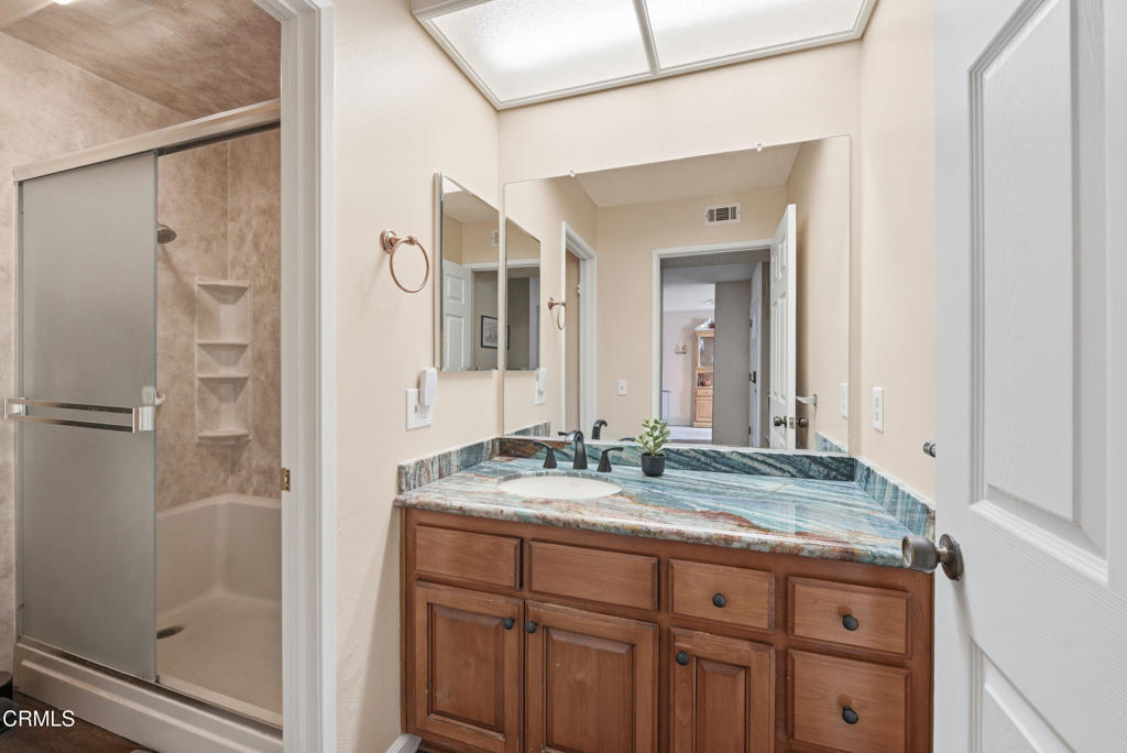 MLS #V1-33517 image #10