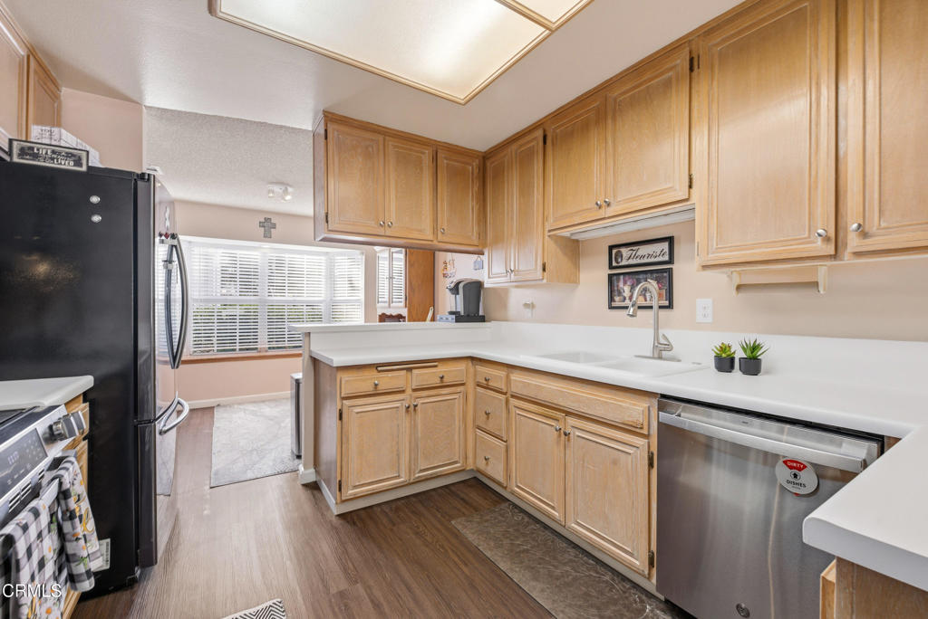 MLS #V1-33517 image #13