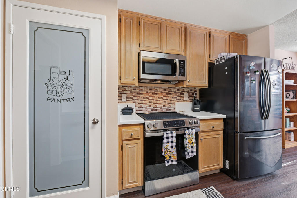 MLS #V1-33517 image #14