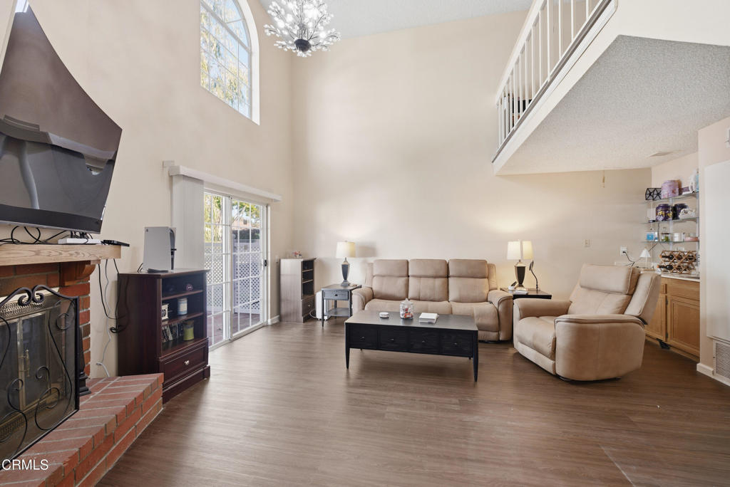 MLS #V1-33517 image #6