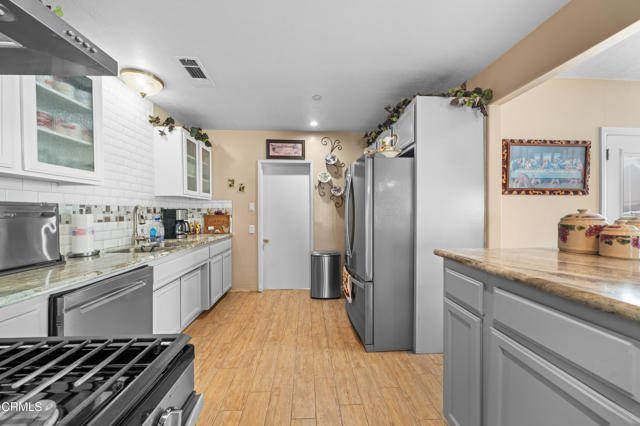 MLS #V1-33518 image #4