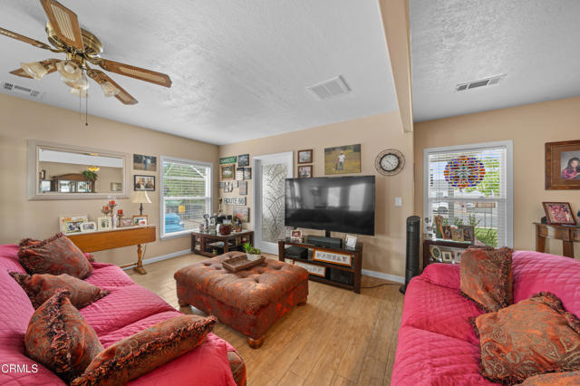 MLS #V1-33518 image #8